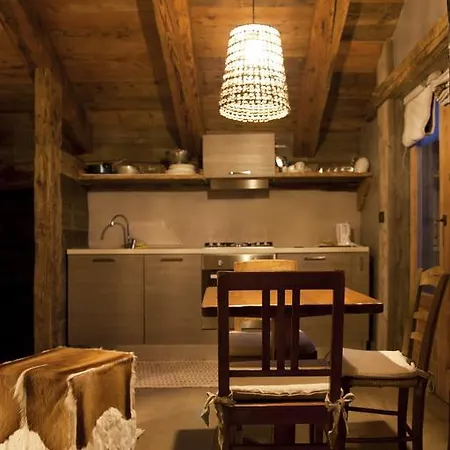 Svizzero Apartment *