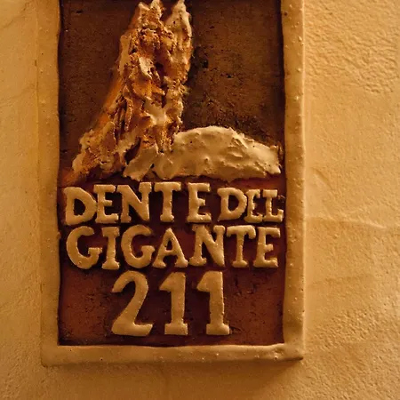 Svizzero Apartment *